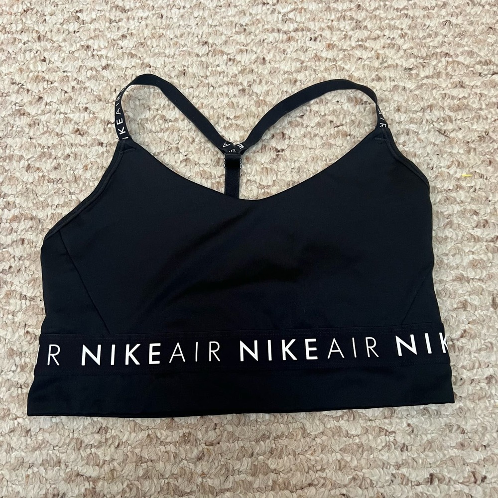 🔄 Nike Air Black and White Longline Sports Bra Size Large